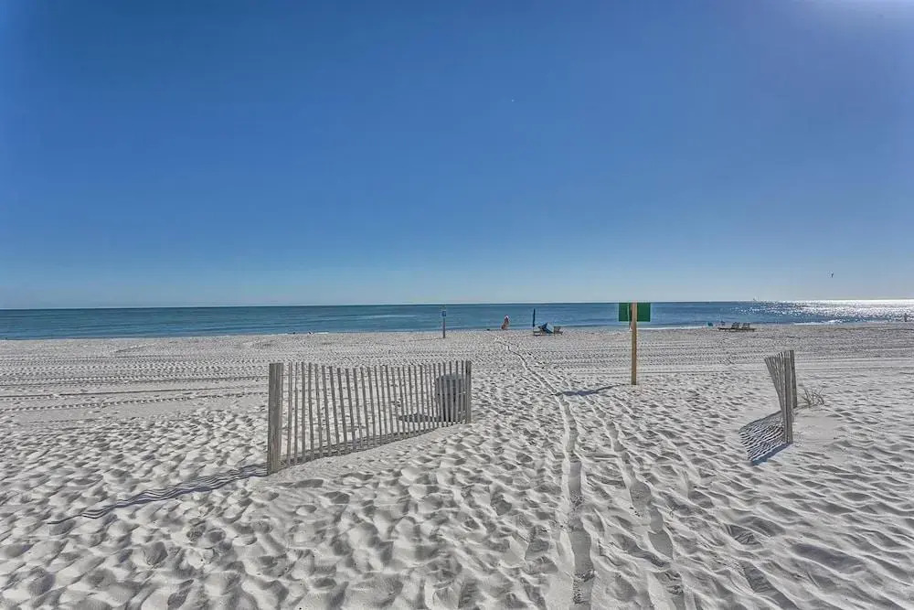 Gulf Village 214- Close to the Hangout beachfront