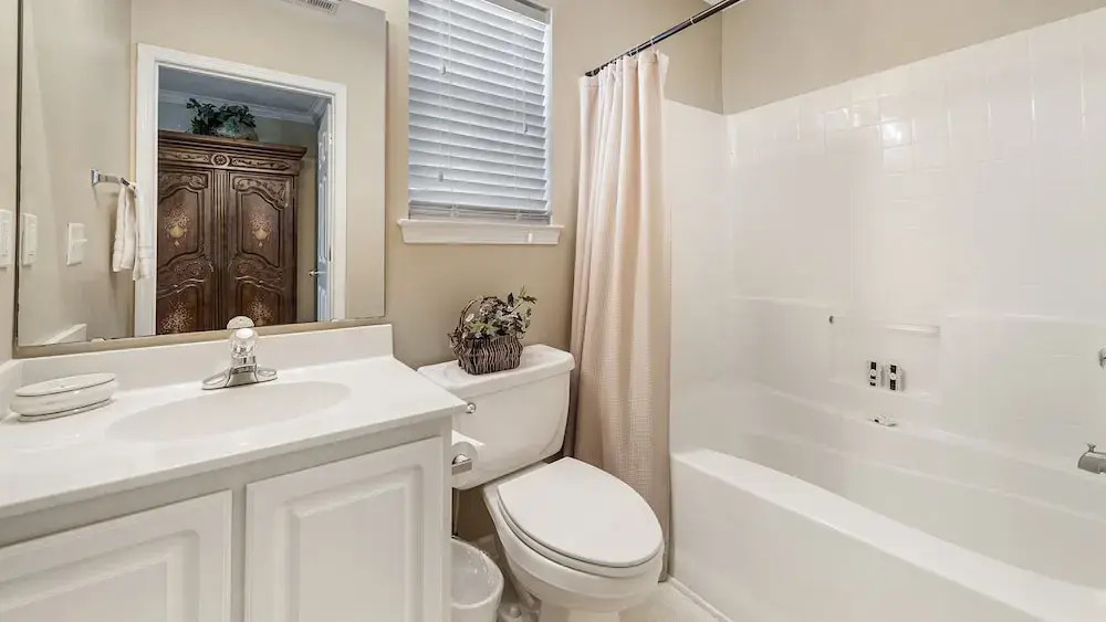 10th Hole Condo- Great Golf Getaway 2 Bedroom Condo by Peace Vacations