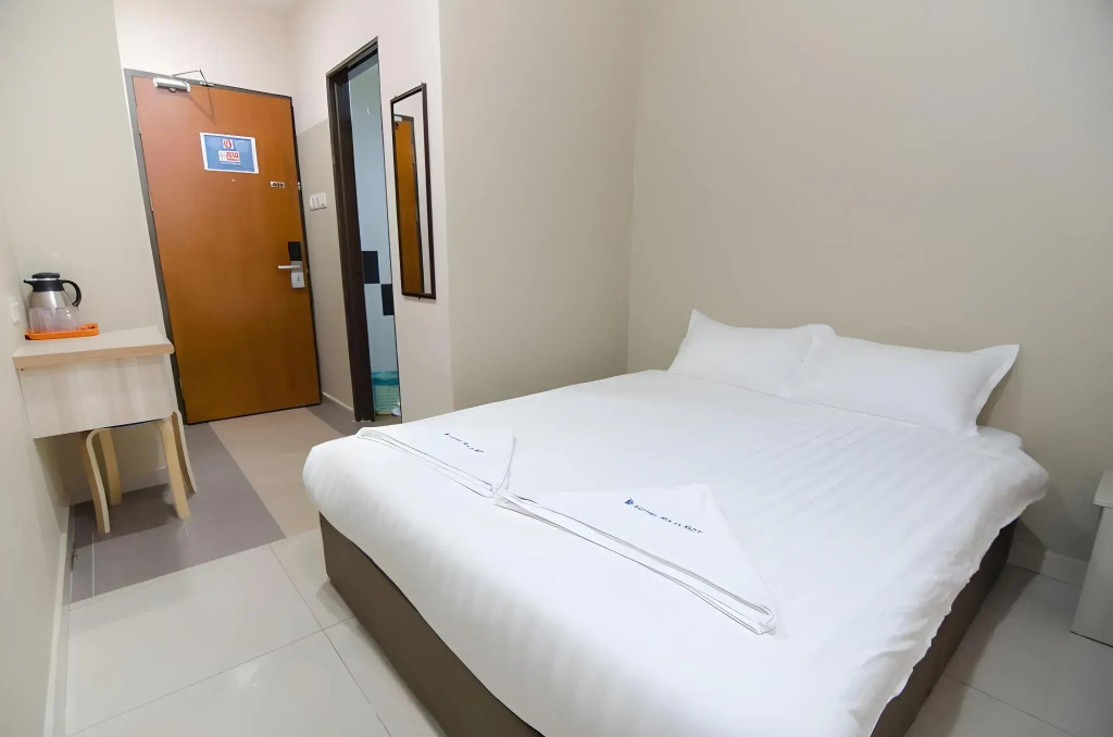 Hotel Raja Bot