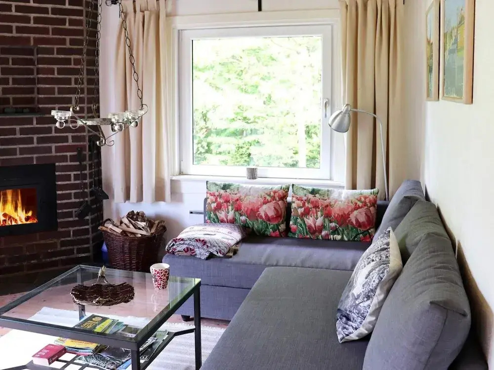 4 person holiday home in Åsljunga