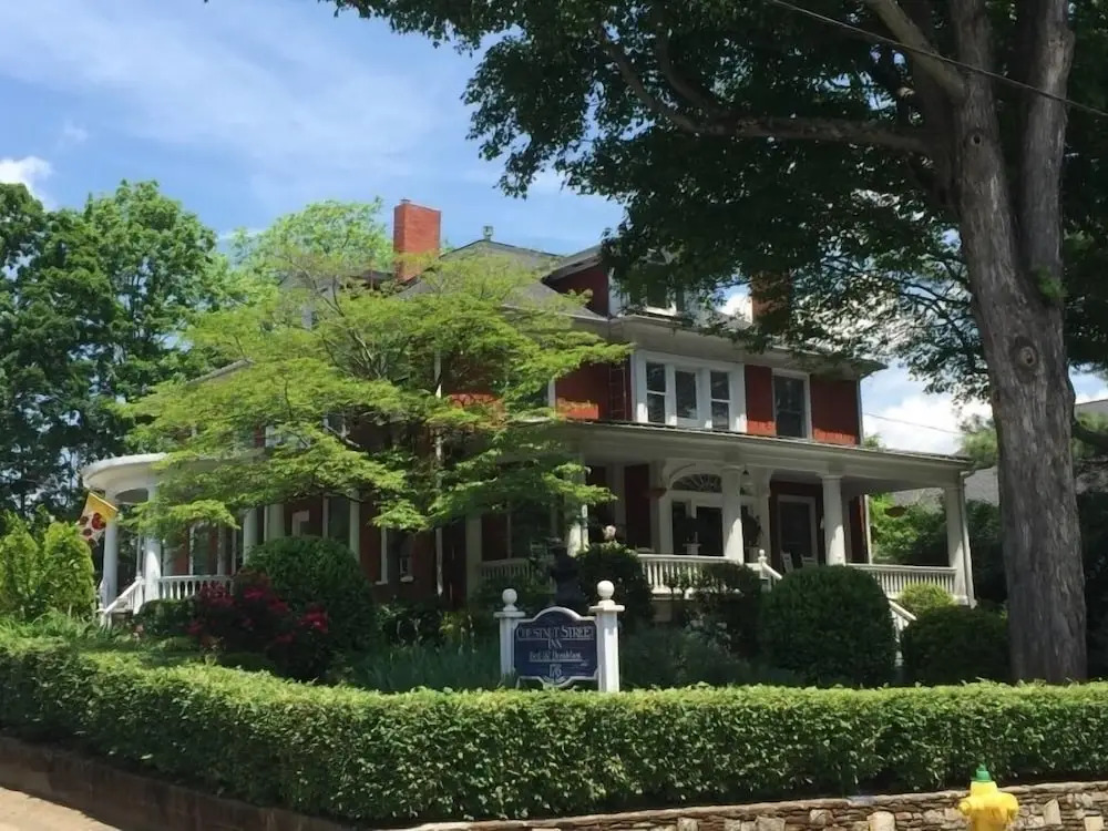 Chestnut Street Inn B&B