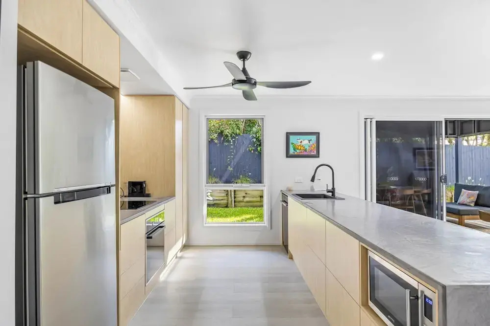 Trendy 2-bed Home With Outdoor Entertainment