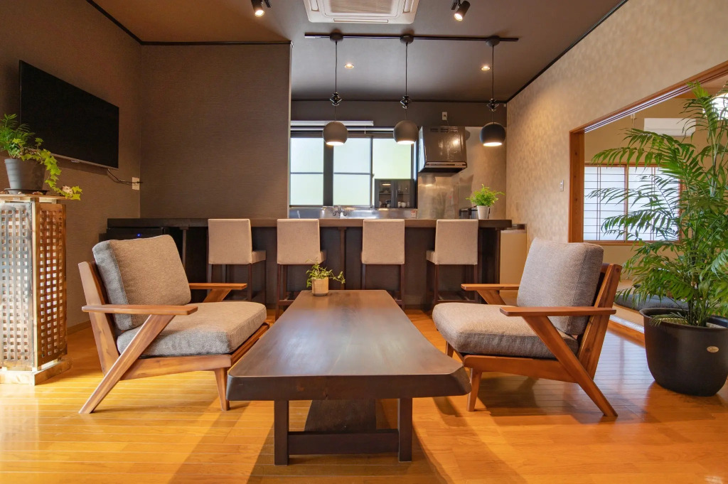 Guesthouse UZU SADO