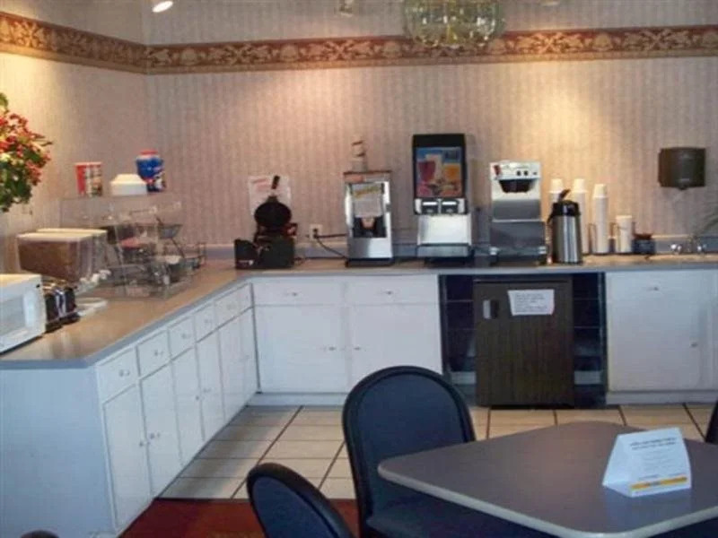 Regency Travel Inn