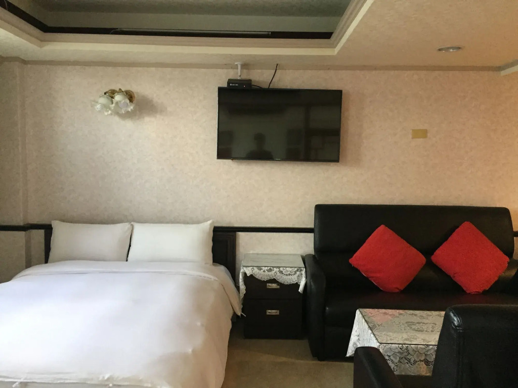 King Lo Tung Hotel