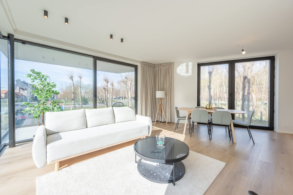La Brise Knokke-heist Modern Appartement met 2 Slaapkamers en Zonnig Terras