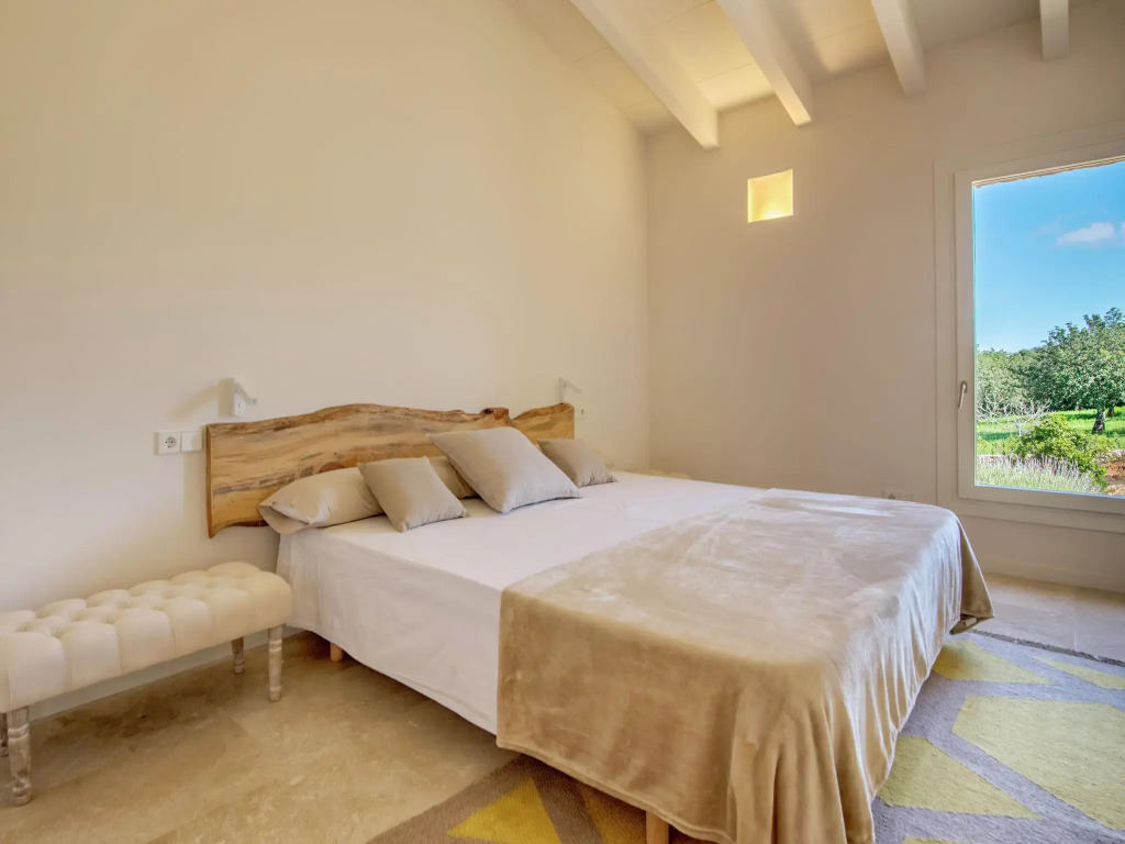 Engaging Villa in St Llorenç des Cardassar with Swimming Pool