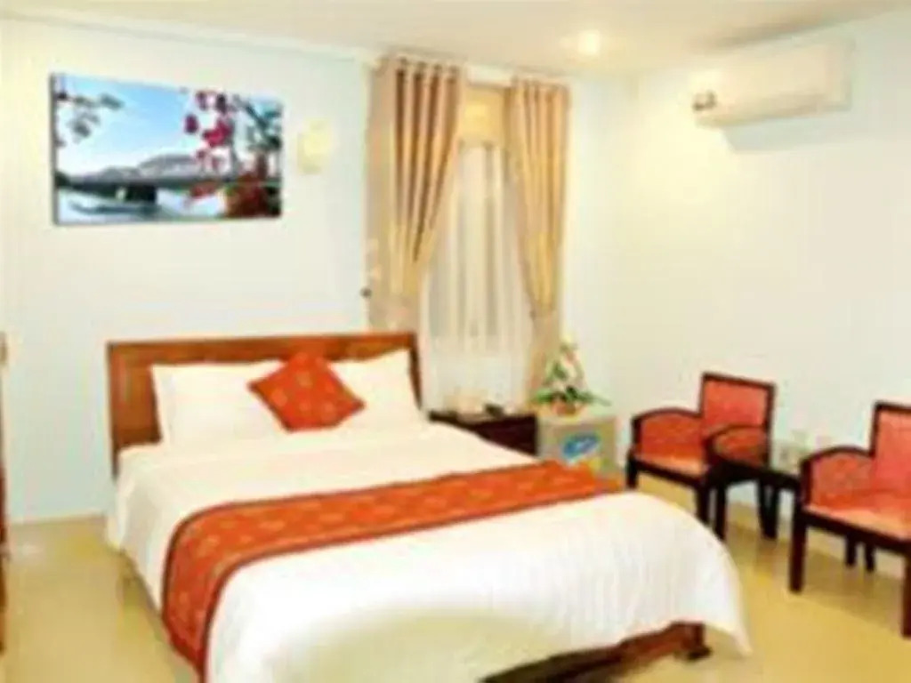 Hoang Du Hotel