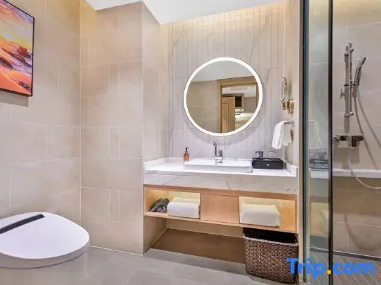 Vienna International Hotel (Chongqing Pengshui  Liangjiang Plaza)