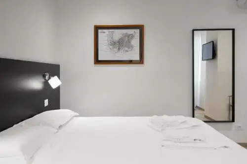 ParcoSantaTeresa Suites LOC-02279