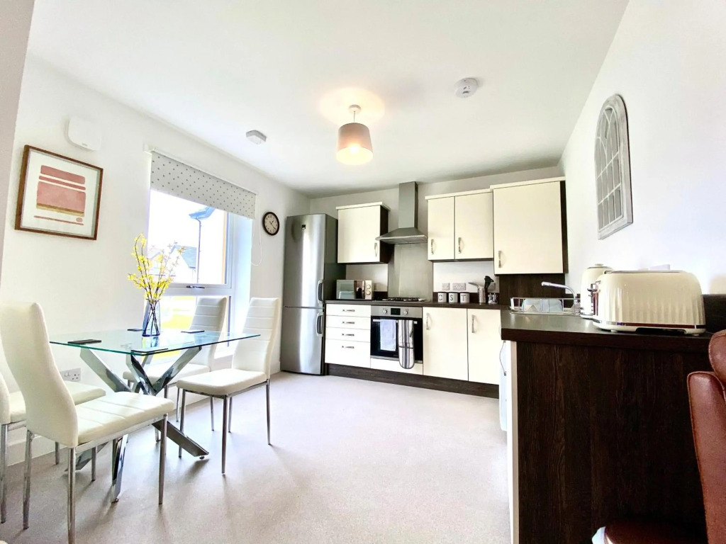 Serviced Accommodation Moray Cawdor Avenue, Elgin
