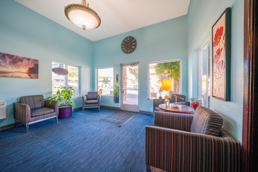 Unicorn Inn by OYO Portland