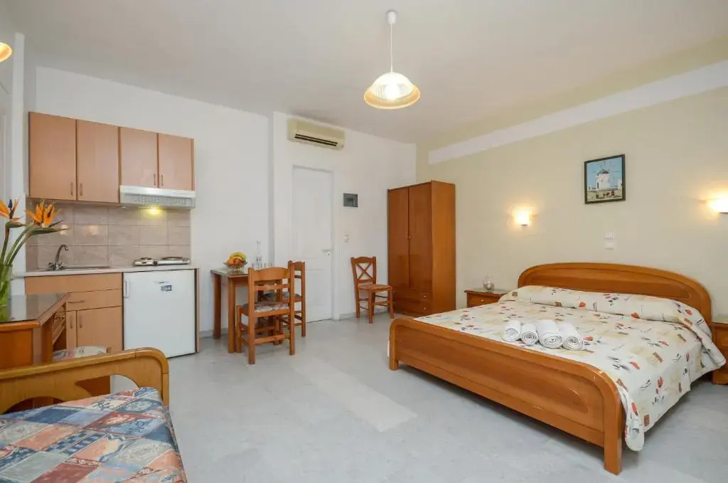 Antonia Studios
