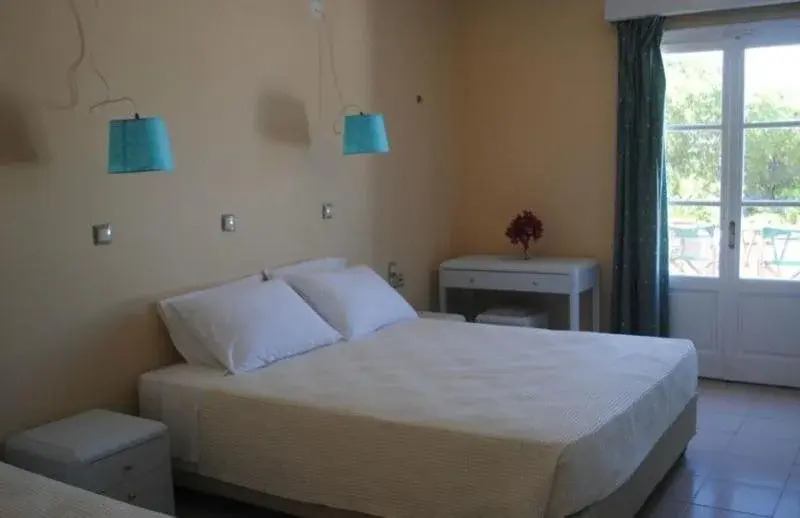 Apollonia Hotel