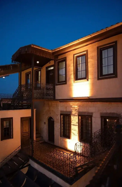 Tudyahan 1874 Hotel