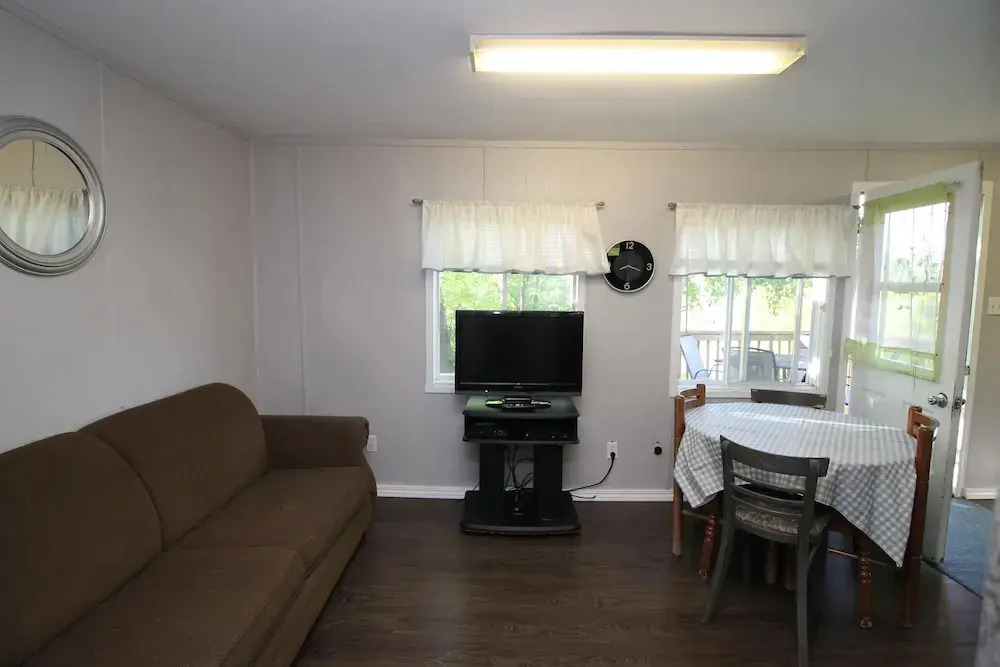 2 Bdrm Country Cottage 4 - Rosewood Cottages