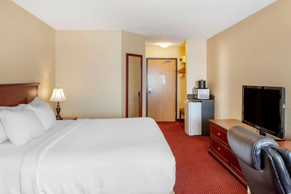 Quality Inn & Suites Edmonton International Airport