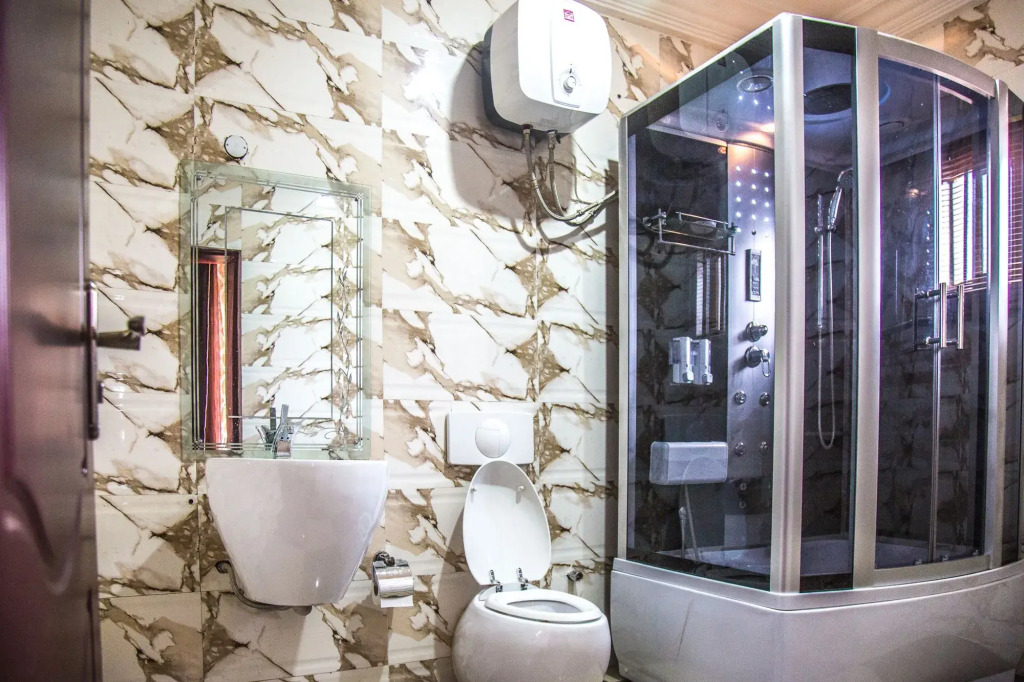 E-Suite Hotel