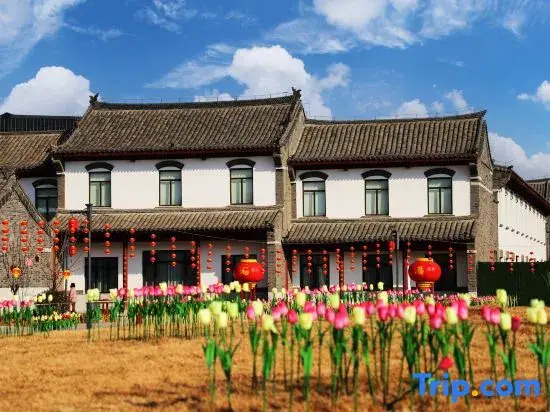 Qixia Mu's Manor Jinshe Hotel