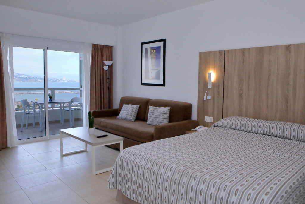 Hotel Apartamentos Pyr Fuengirola