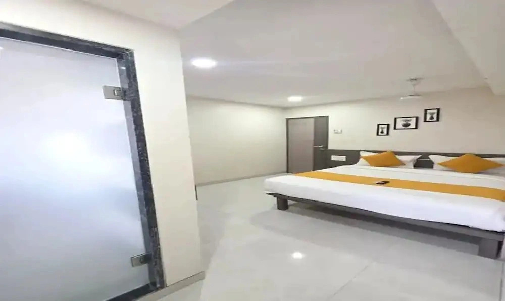 Fabhotel Rs Regency