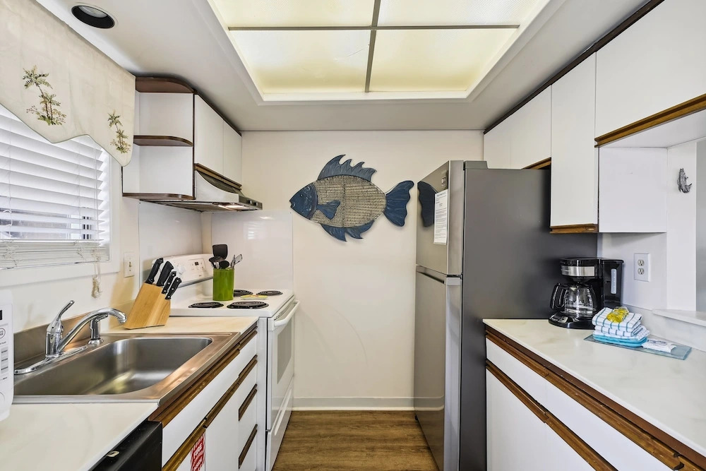 Sandpiper Cove 1053 1 Bedroom Condo by RedAwning