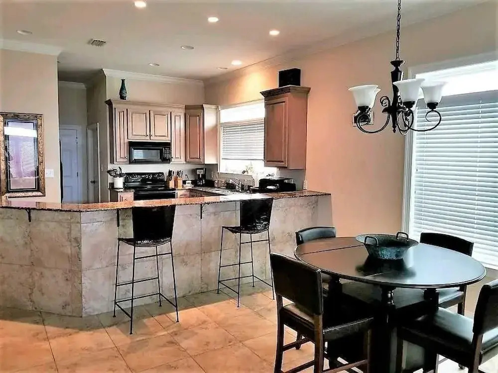 H_the Boardwalk...ch Hangout A 3 Bedroom Home