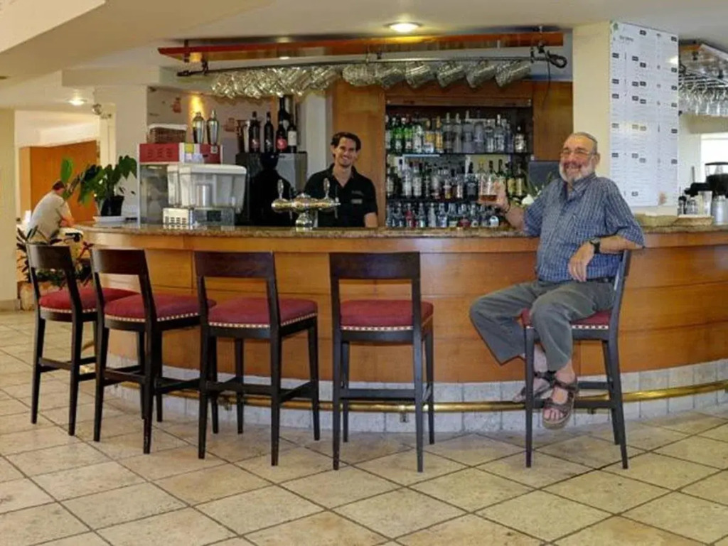 Lavi Kibbutz Hotel