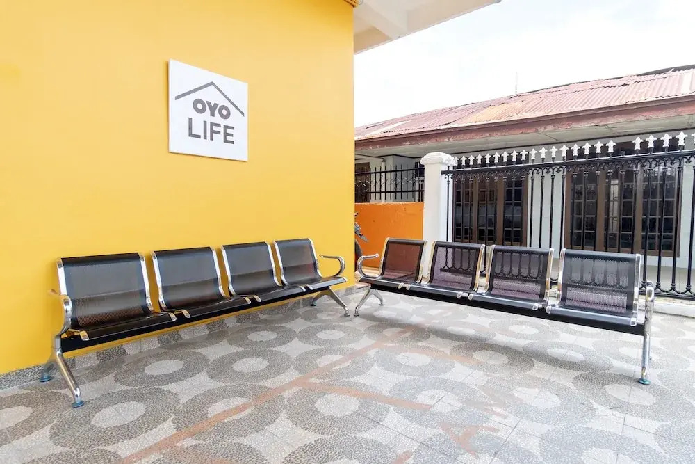 OYO Life 2158 Arista Residence Syariah