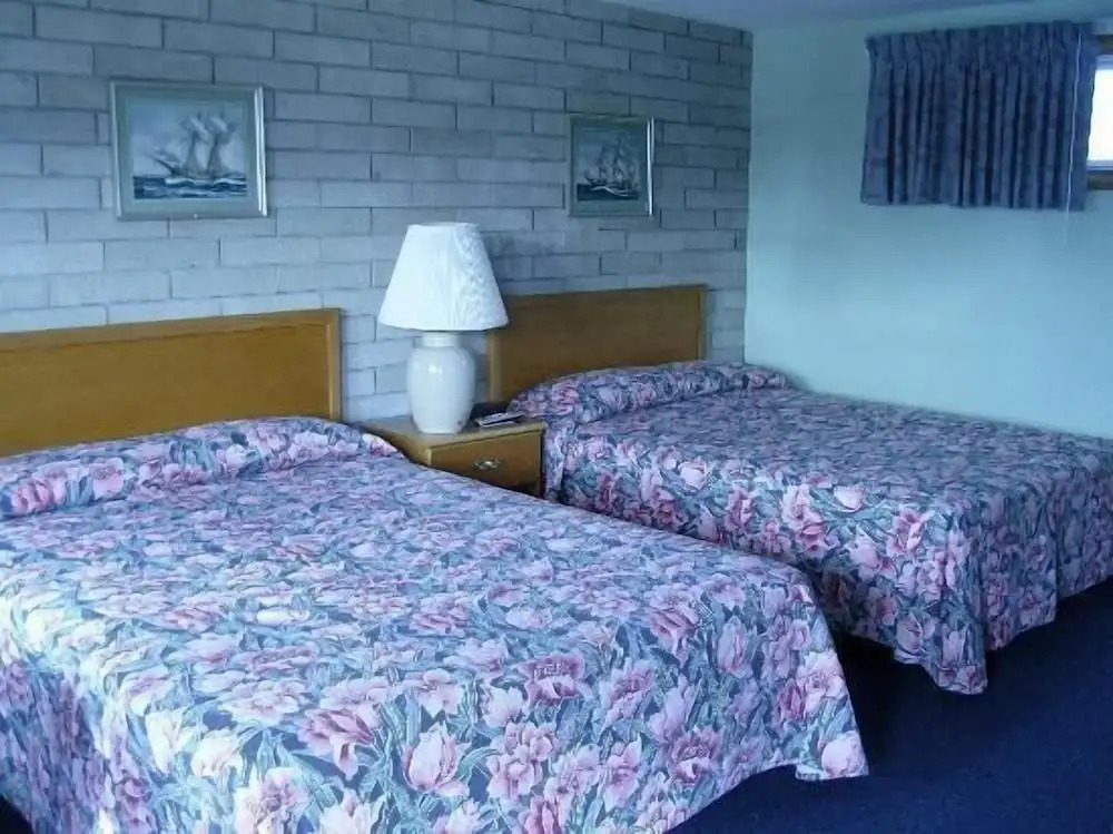 Blue Sea Motor Inn