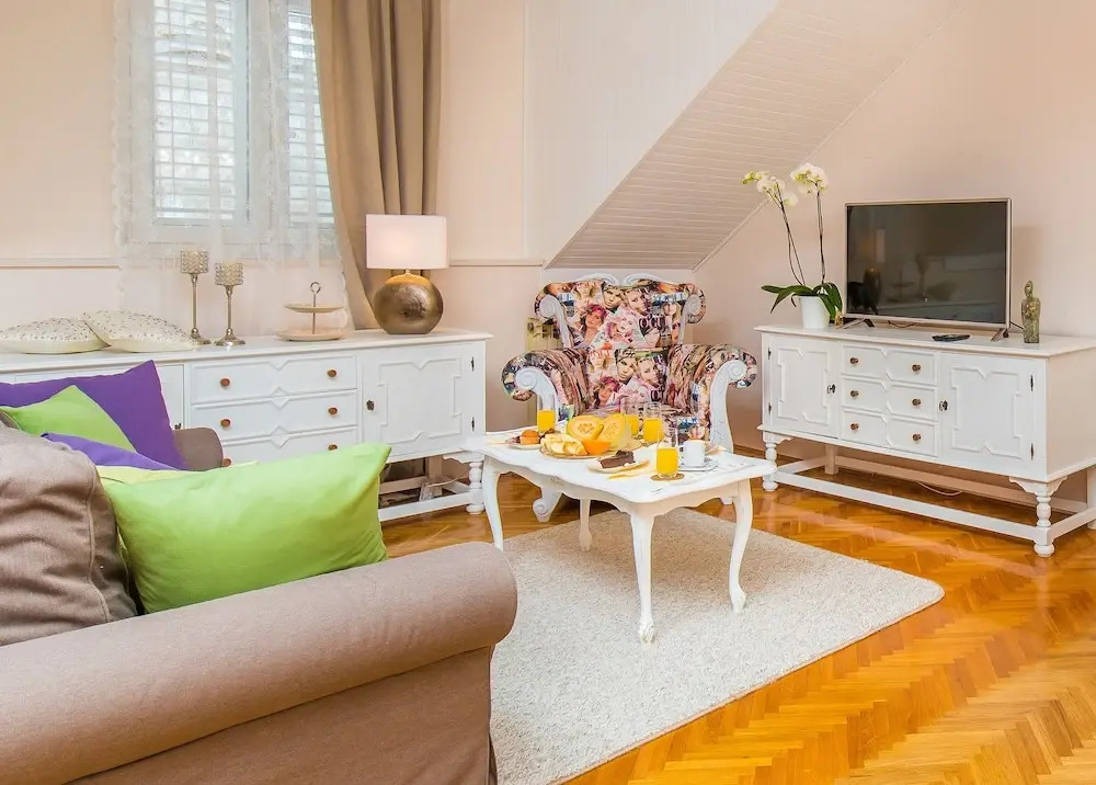 Apartments & Rooms Perla