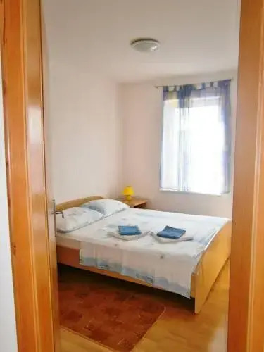 Sun House Apartments