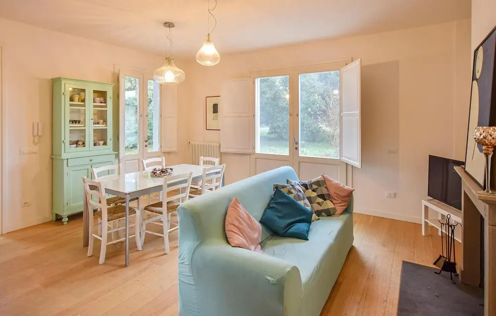 2 Bedroom Beautiful Home In Orentano