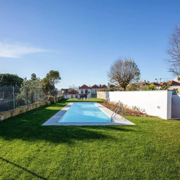 Liiiving in Porto - Haven Pool Apartment