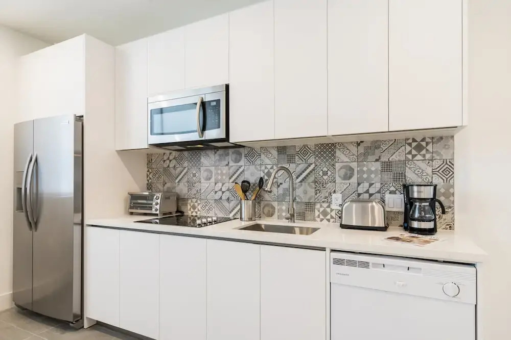 VHC Luxury Apartments 538 Apt. #202