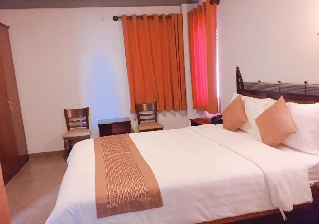 Tulip Hotel