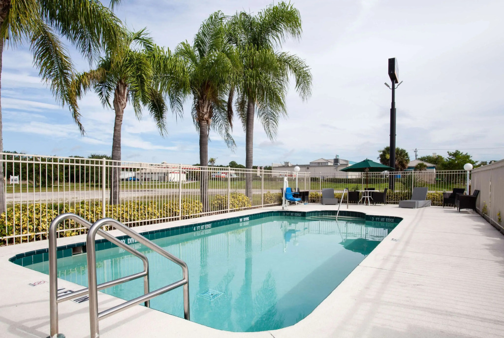 Howard Johnson by Wyndham Vero Beach/I-95