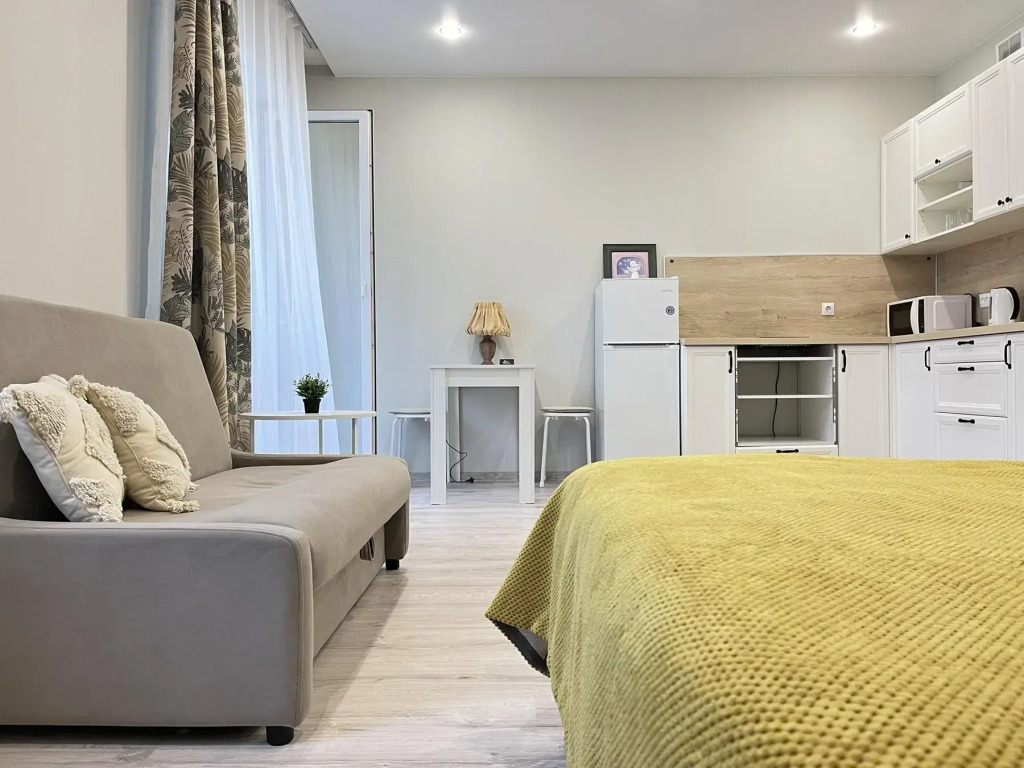 Romlex Apartments (Ромлекс) на улице Героев Сталинградской битвы 1