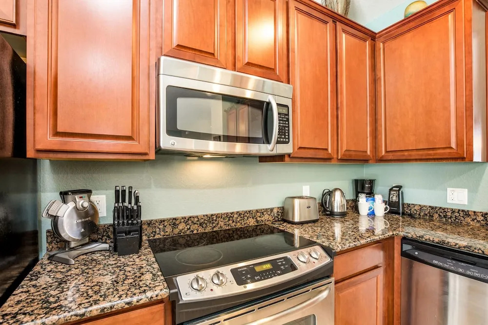 Luxury Modern Home With CDC Cleaning Standards, 2 Miles From Disney #6wh546
