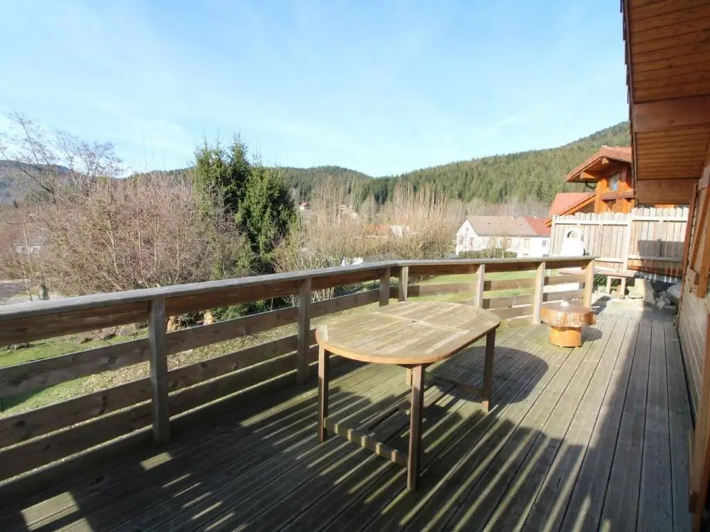Chalet romantique avec terrasse, confort moderne, proche activités nature et ski à Cornimont - FR-1-589-41