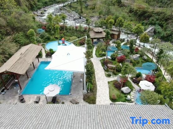 Qing yi Mountain View Residential Hotel