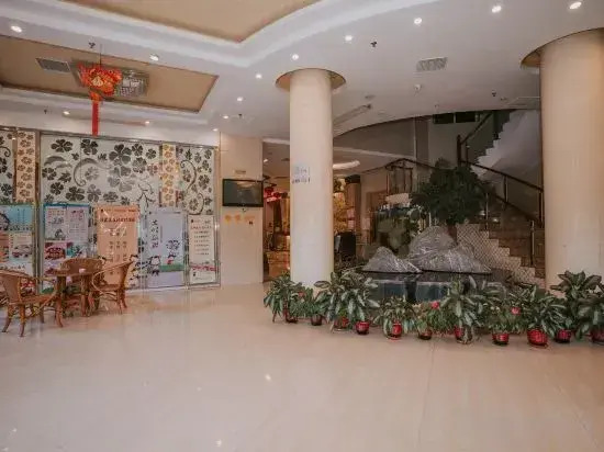 Xunfa Hotel (Huian County Government Gymnasium Branch)