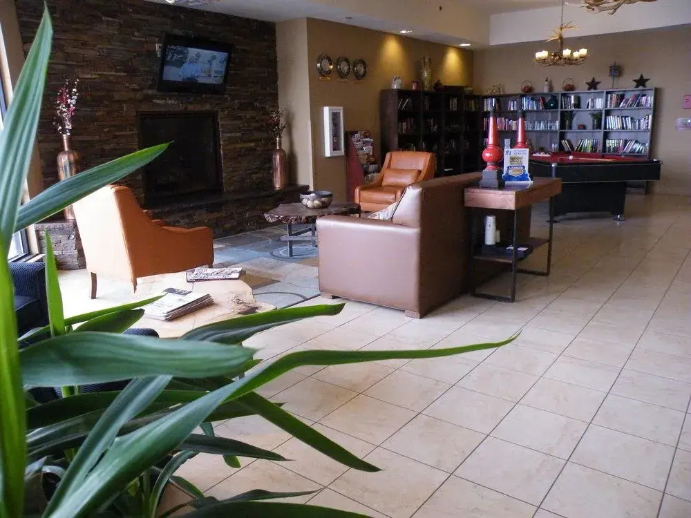Ramada Williston