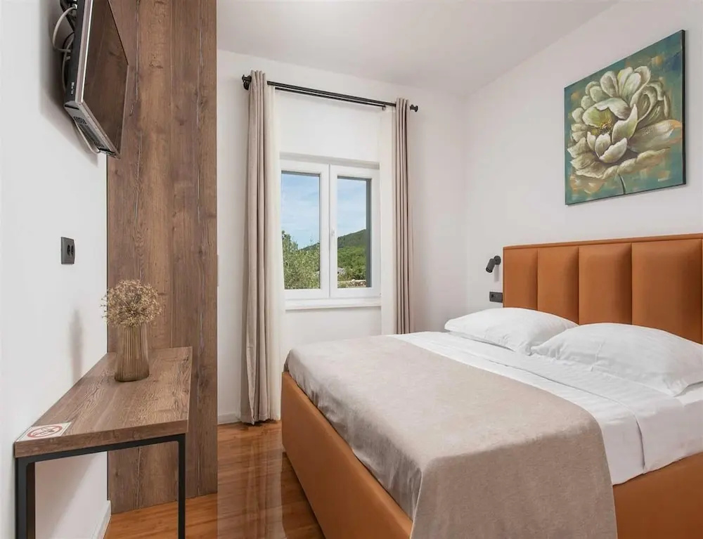 Stylish Villa in Lovrec With Sauna