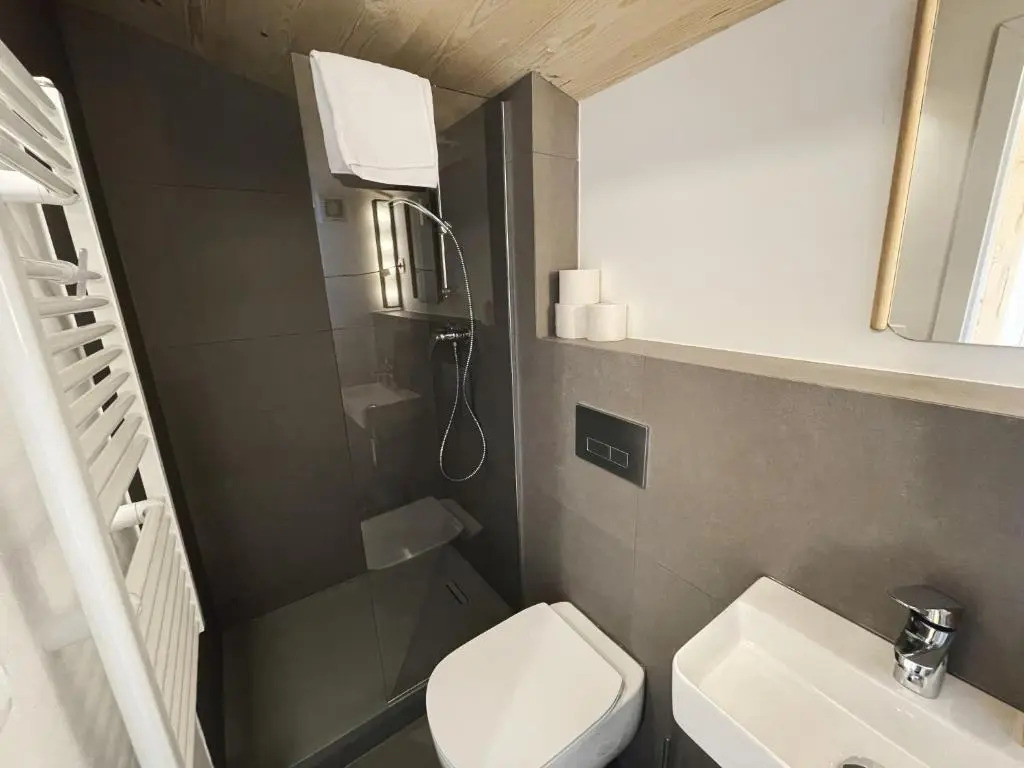 Basecamp Tiny House Eco-resort IJmuiden