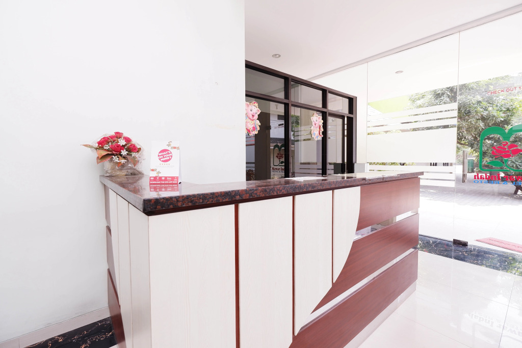 OYO 1532 Mawar Indah Hotel