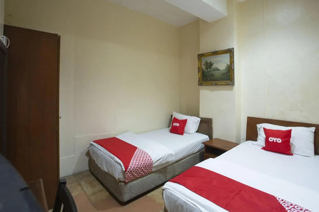 SPOT ON 90137 Casavilla Hotel Pudu