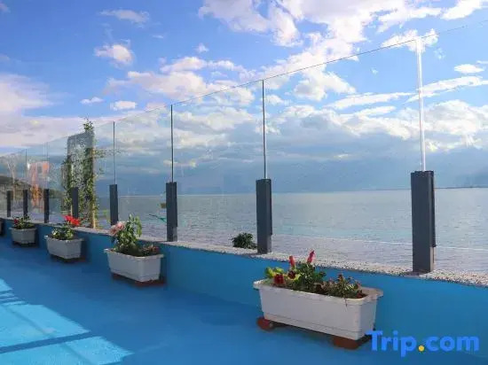 Yishiqingyuan Sea View Boutique Inn