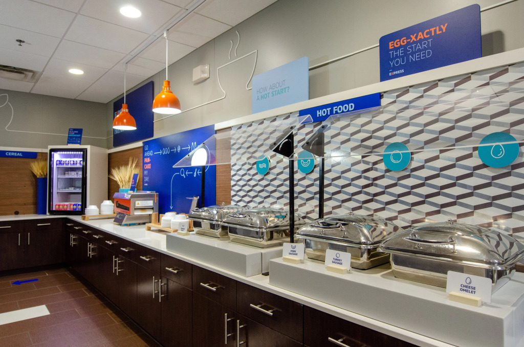 Holiday Inn Express Hotel & Suites Atlanta Airport West - Camp Creek by IHG