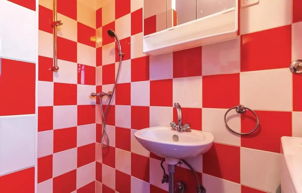 Beautiful Home in Krnica With Wifi and 3 Bedrooms